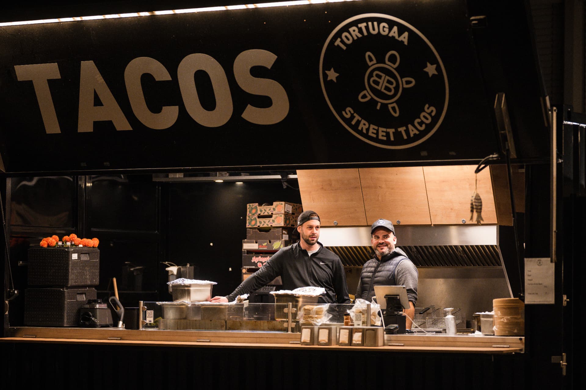 Foodtruck mit Tortugaaa Street Tacos am Anlass